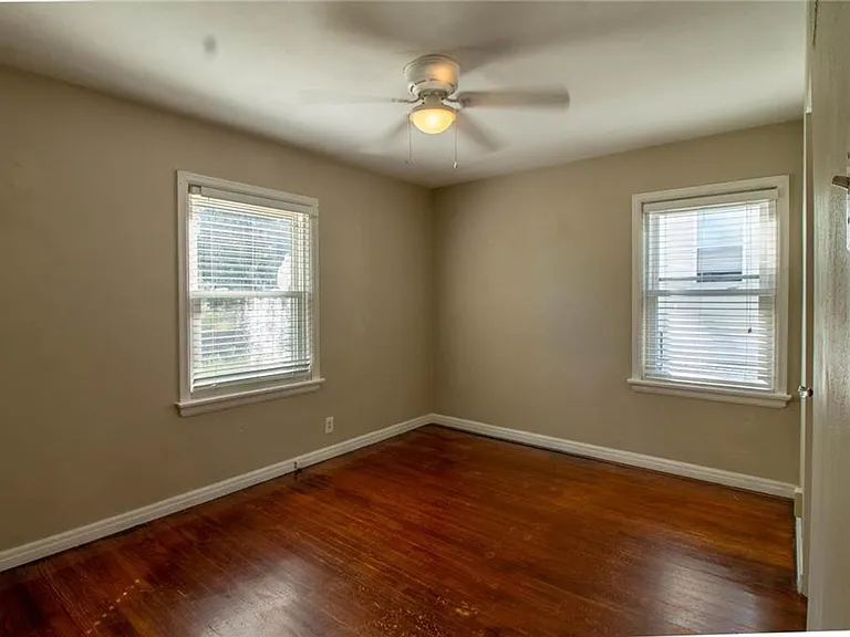 9807 Lullaby Ln — Photo 5