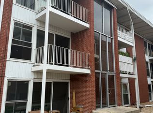 1817 S Harlem Ave APT 3, Berwyn, IL 60402