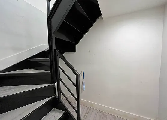 Rented by Reavis | media 13