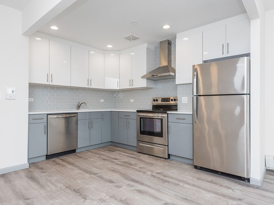 1st image of 14-45 31st Ave #3F