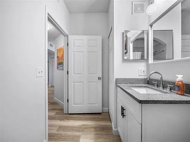 25115 Harbour Vista Cir — Photo 26