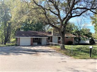 1911 Spruce St, Saint Peters, MO 63376