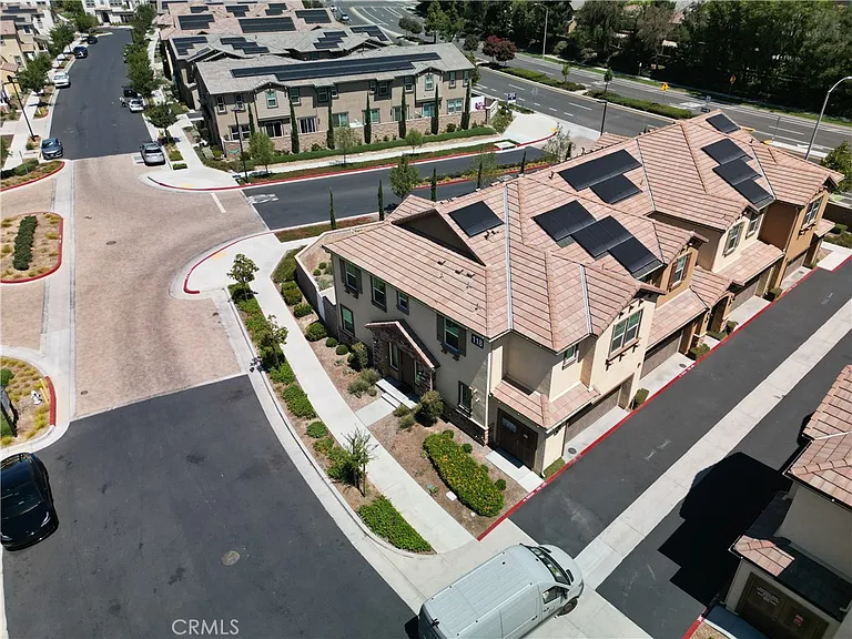 28228 Heirloom Dr — Photo 35