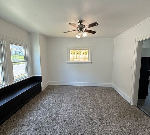 5th image of 851 Wilfred Ave