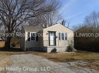 809 Queen Ave NW, Roanoke, VA
