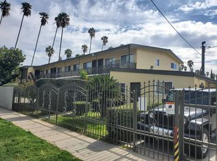 621 N Los Robles Ave #2, Pasadena, CA 91101