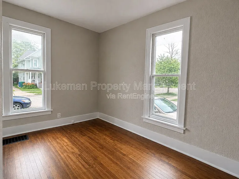 609 Pearl St #1 — Photo 1