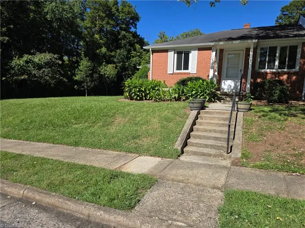 568 Overlook St, Greensboro, NC 27403