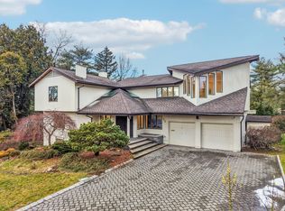 22 Laurence Ct, Closter, NJ 07624