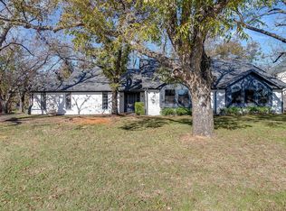 9523 Bellechase Rd, Granbury, TX 76049
