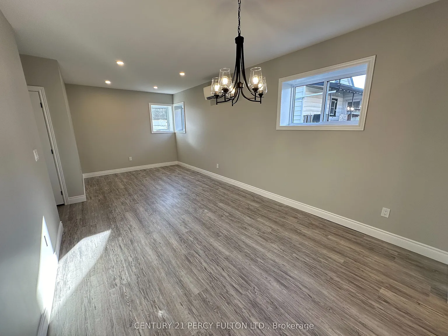 2 bed, $1,790 — Photo 3