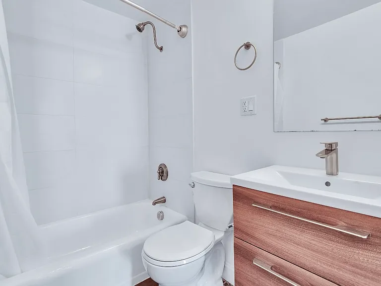 1024 Commonwealth Ave #506 — Photo 10