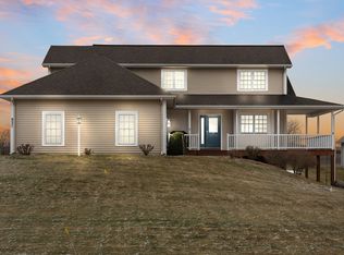 827 Shamrock Ln, Traverse City, MI