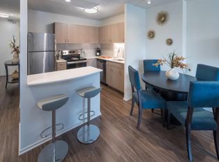 1205 N Dearborn St, Chicago, IL 60610