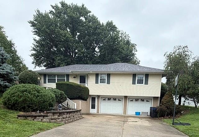 1st image of 46 Northridge Dr