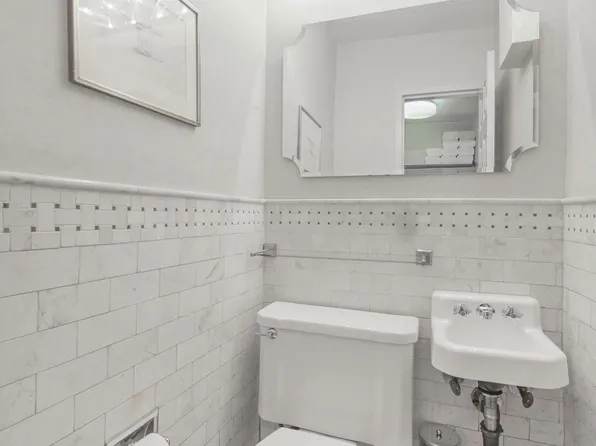 110 East 36th Street image 15 of 15