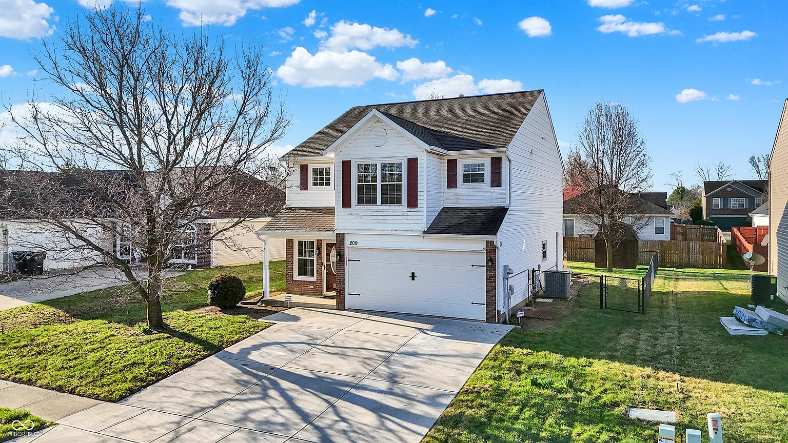 209 Allen Ln photo 1