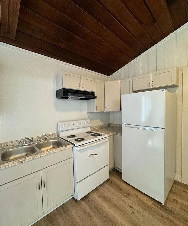 Solstice Valley Mills Apartments