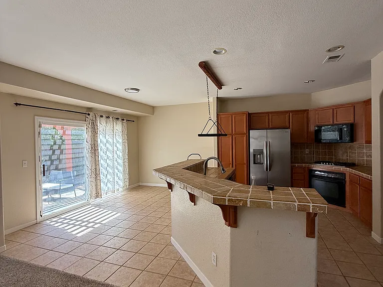 4156 Keepsake Ct — Photo 15
