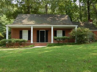 1744 Warren Ct NW, Atlanta, GA 30318