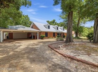 142 Kenmore Ave, Biloxi, MS 39531