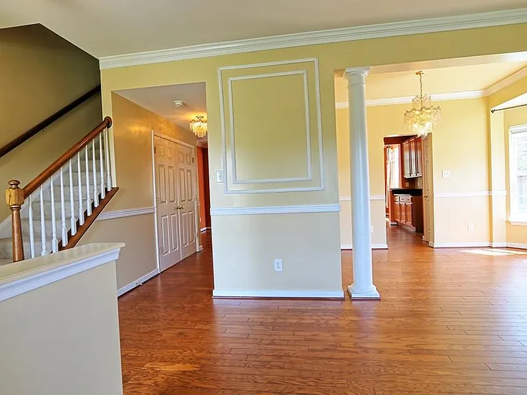 1317 New Haven Ct — Photo 9