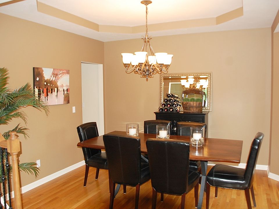 1st image of 512 Montego Ct