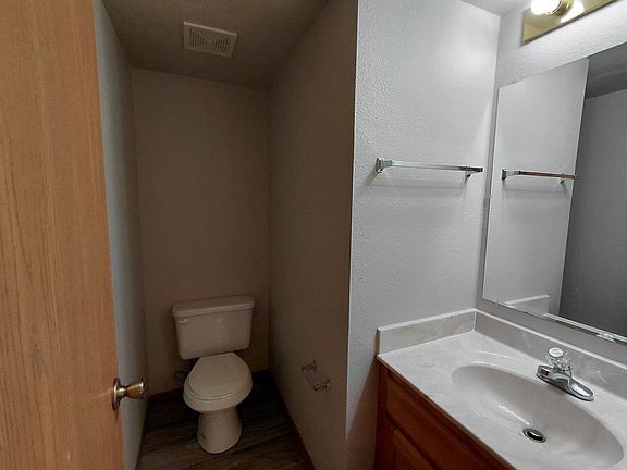 3rd image of 24990 Scenic Dr #C80a20526