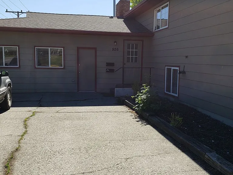 526 N 11th Ave #A & B — Photo 3