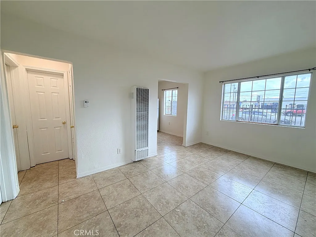 2 bed, 600 sqft, $1,850 — Photo 2
