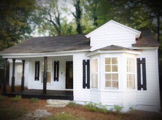 304 Chestnut St NE, Hartselle, AL 35640