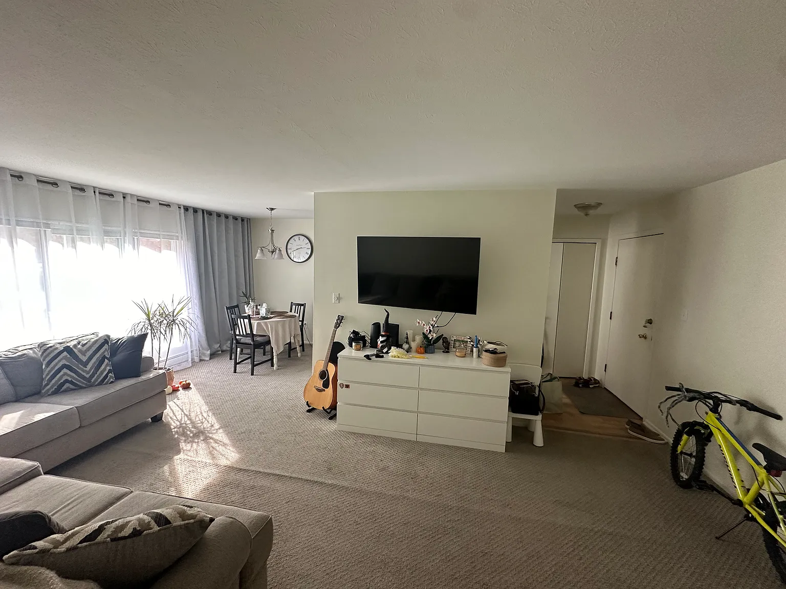 355 Solon Rd — Photo 2