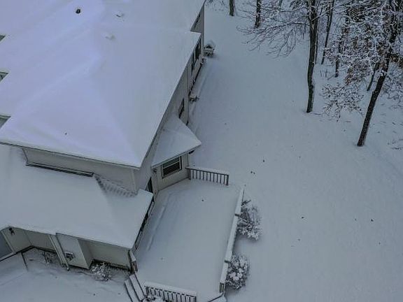 4th image of 2150 W Breezewood Ct