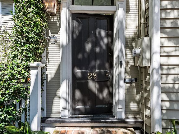 5th image of 28 Warren St