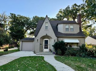 904 10th St NW, Austin, MN 55912