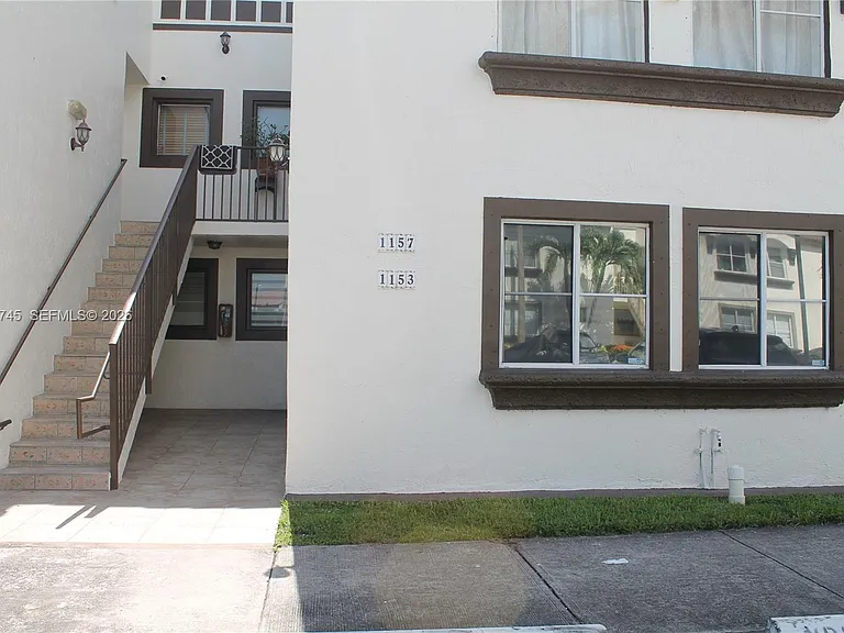 1153 NW 125th Pl #106 — Photo 3