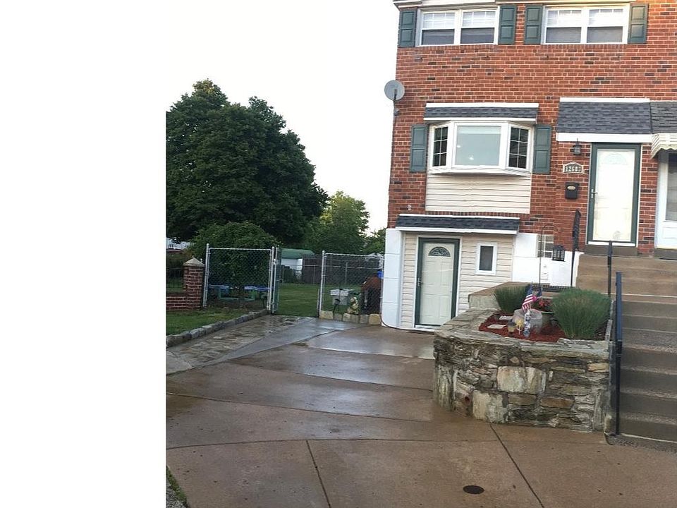 1st image of 12683 Biscayne Dr