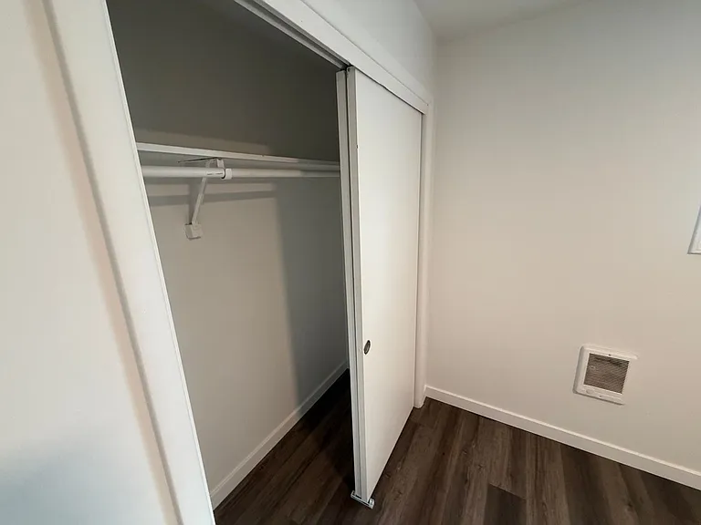 1104 West 7th Avenue Apartments — Photo 19