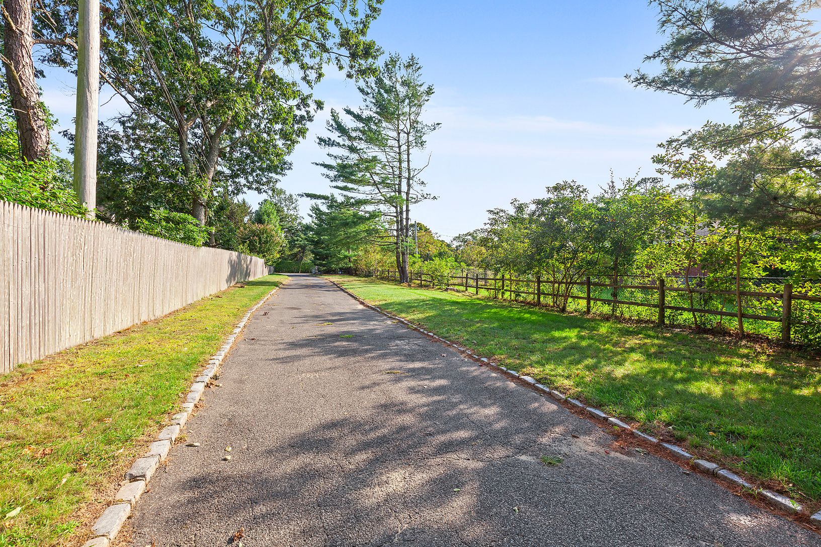  Beautiful long driveway entrance
