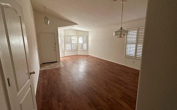 Spacious Living Room (front view)