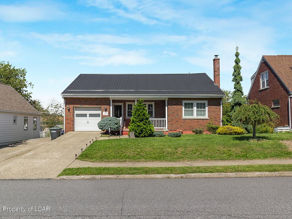 1st image of 521 Muir Ave