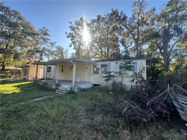 8832 E Freeman Ct, Floral City, FL 34436