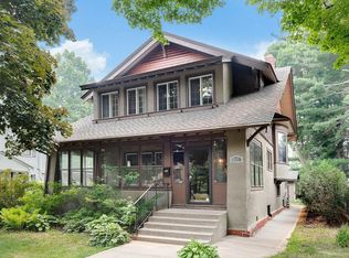 607 Pine St W, Stillwater, MN 55082