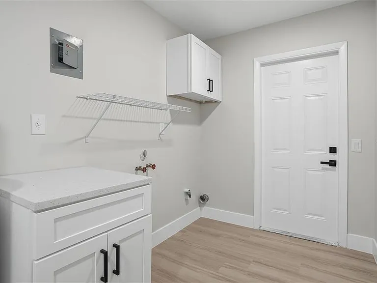 2843 Calico Ct — Photo 29