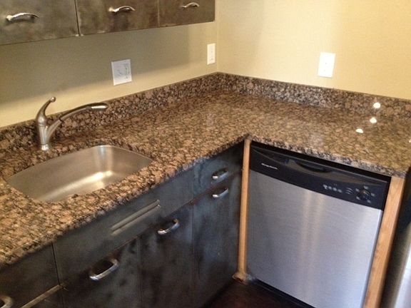 4th image of 501 Ashland Ave APT 4