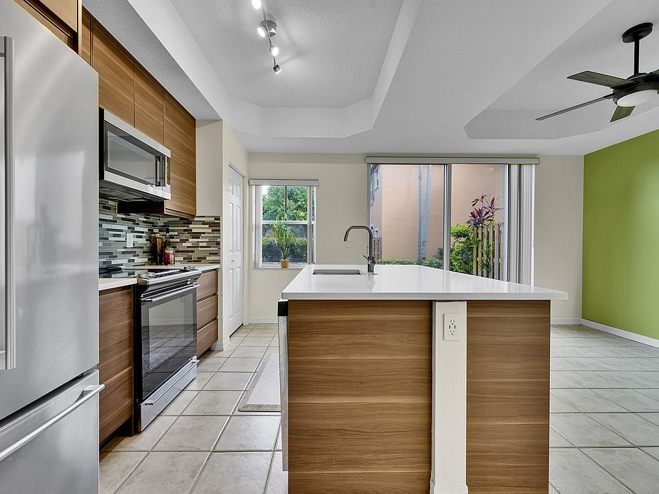1st image of 4972 Leeward Lane #3905