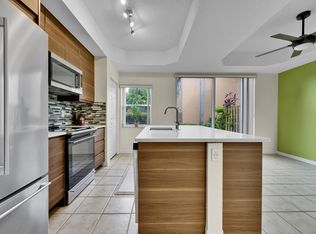 4972 Leeward Ln #3905, Fort Lauderdale, FL 33312