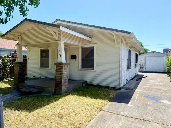 818 E 3rd St, Stockton, CA 95206