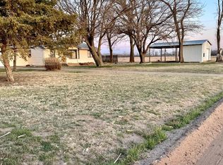 9414 S Bluff St, Derby, KS 67037