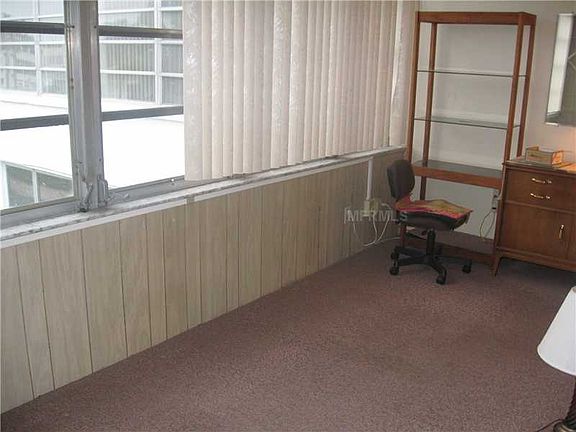 5th image of 951 79th Ave N APT 220